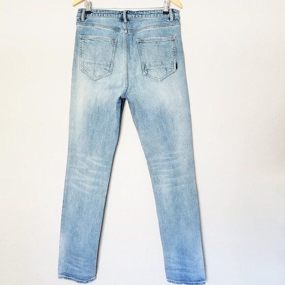 Six Week Residency Men's 32 Slim Straight Leg Jeans Distressed Light Blue $240 - Picture 4 of 16